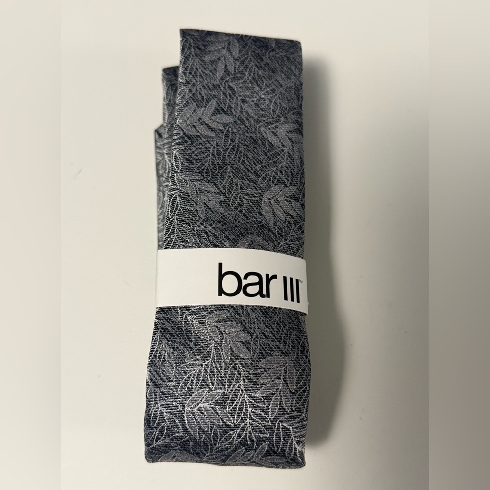 🆕 Men’s Bar III Ocala Floral Silk Blend Necktie
